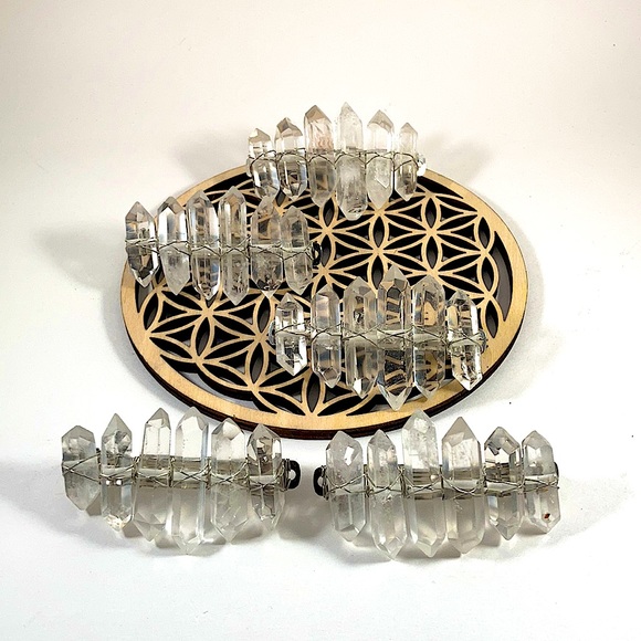 (1) Messy Bun Crystal Crown Barrette - Picture 6 of 11